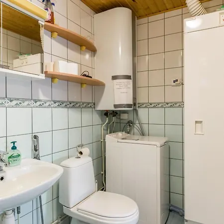 Holiday Home Kylpylaen Ullanrinne 12 D By Interhome イカーリネン